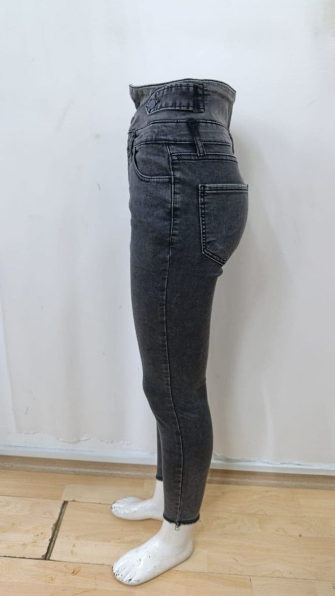 Janes Siyah Dar Paça Havuç Crop Pantolon Yüksek Bel Toptan Giyim Resmi