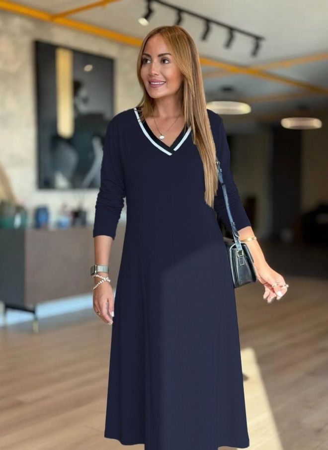 Janes Granatowa Sukienka Midi W Kształcie Litery A Z Dekoltem W Serek Hurtowa sprzedaż odzieży Skromny