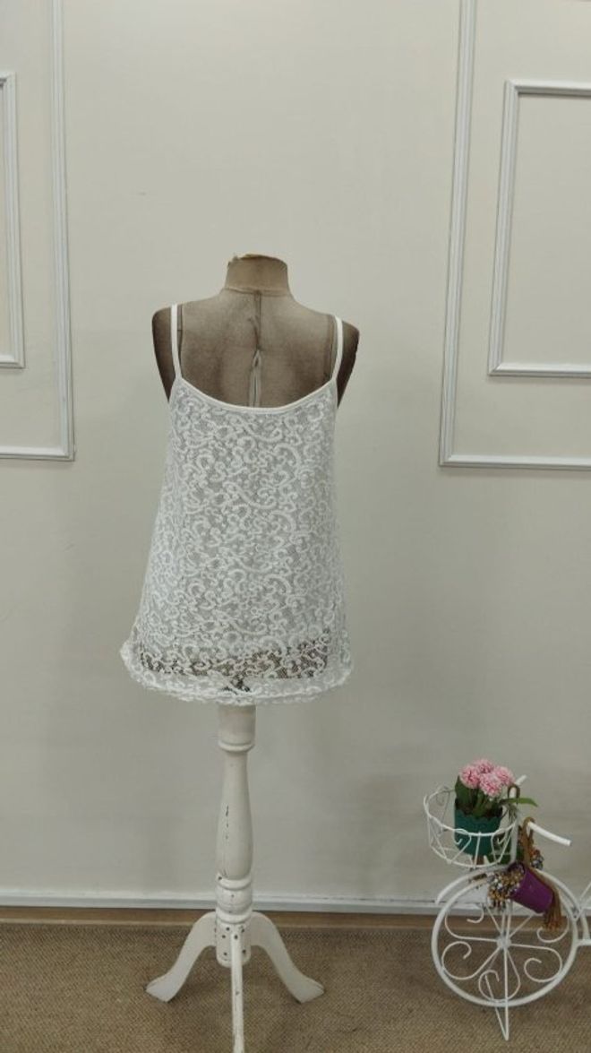 Janes White Paisley Sleeveless V Neck Blouse Wholesale Clothing Lounge