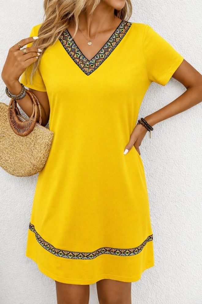 Janes Vestito Giallo Casual Etnico Tubino Con Scollo A V Abbigliamento all'ingrosso Casuale