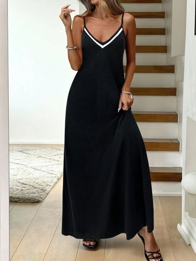 Janes Vestito Slip Maxi Nero Con Scollo A V Abbigliamento all'ingrosso Casuale