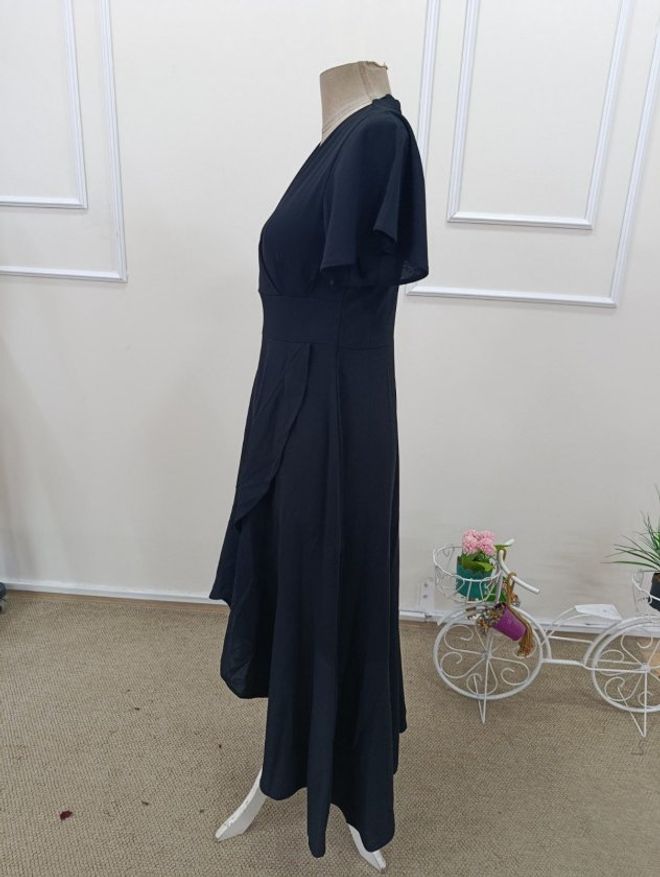 Janes فستان أزرق داكن أنيق بطوق وأكمام فلاتر ملابس بالجملة 5