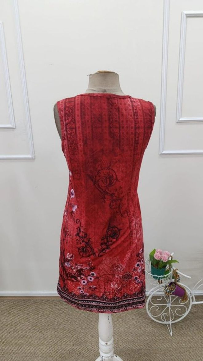 Janes Robe Rouge Mini Sans Manches Style Slip Avec Col En V Et Manches Mancherons Vêtements en gros 5