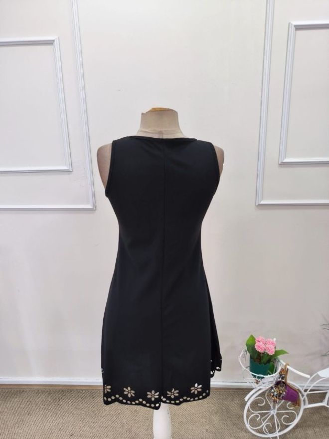 Janes Black A Line Mini Dress With Round Neck Wholesale Clothing Lounge