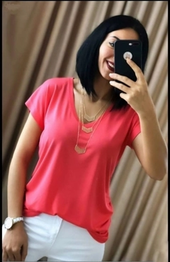 Un model de îmbrăcăminte angro poartă JAN10277 - V Neck Viscose Fabric Blouse (Pink) - Pink, turcesc angro Rochie de Janes