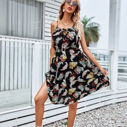 A model wears JAN10322 - Dress - Multicolor, wholesale Dress of Janes to display at Lonca