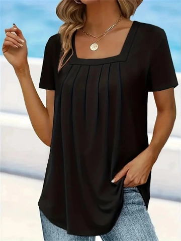 A wholesale clothing model wears  Women's Short Sleeve Pleated Square Neck Casual Viscose T-shirt - Black
, Turkish wholesale Blouse of Janes