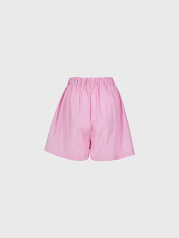 A wholesale clothing model wears  Stripe Pattern Poplin Shorts - Pink
, Turkish wholesale Shorts of Juste
