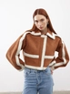 A wholesale clothing model wears jst10265-furry-suede-crop-jacket-tan, Turkish wholesale  of 