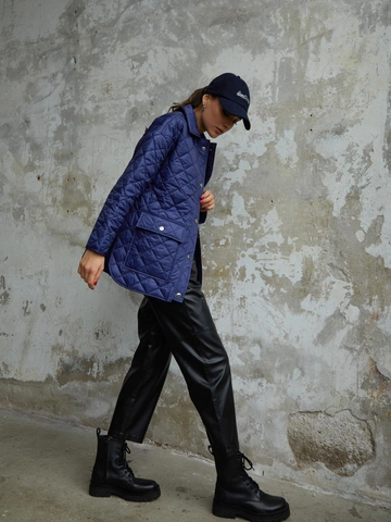 A wholesale clothing model wears  Quilted Button Detail Oversize Jacket Navy Blue
, Turkish wholesale Jacket of Juste