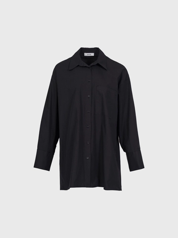 A wholesale clothing model wears  Black Poplin Oversize Boyfriend Shirt
, Turkish wholesale Shirt of Juste