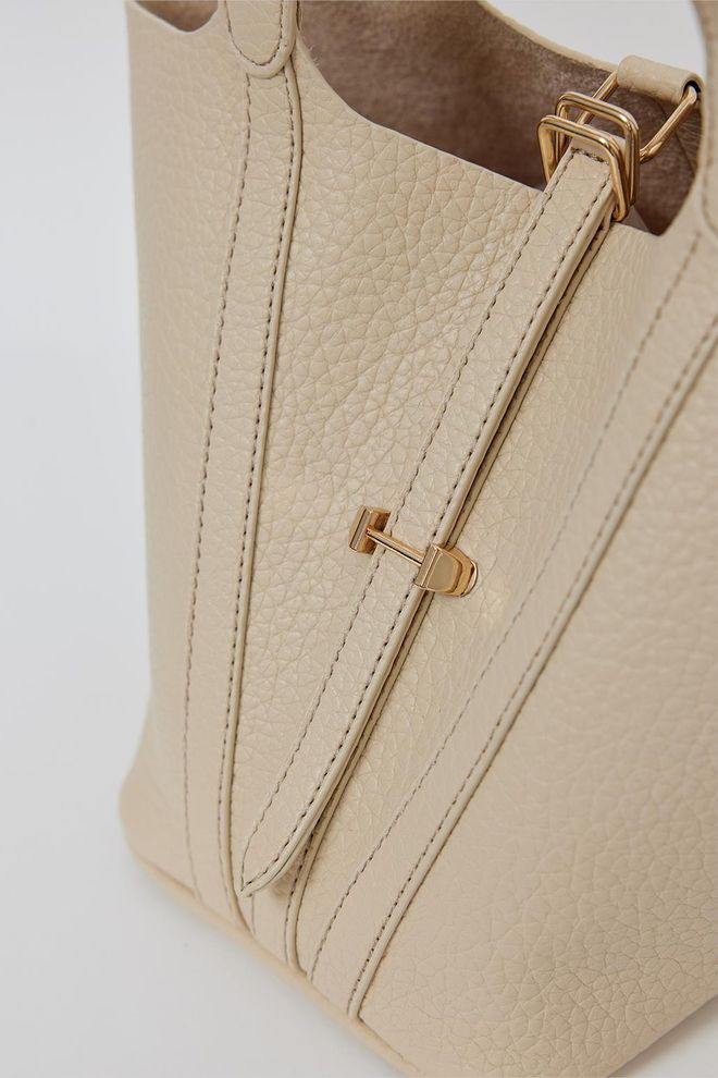 Kadriye Baştürk Borsa Beige Abbigliamento all'ingrosso Estate