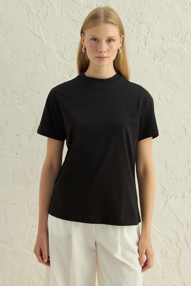 Kadriye Baştürk Kısa Kollu Basic T Shirt Siyah Toptan Giyim Gündelik