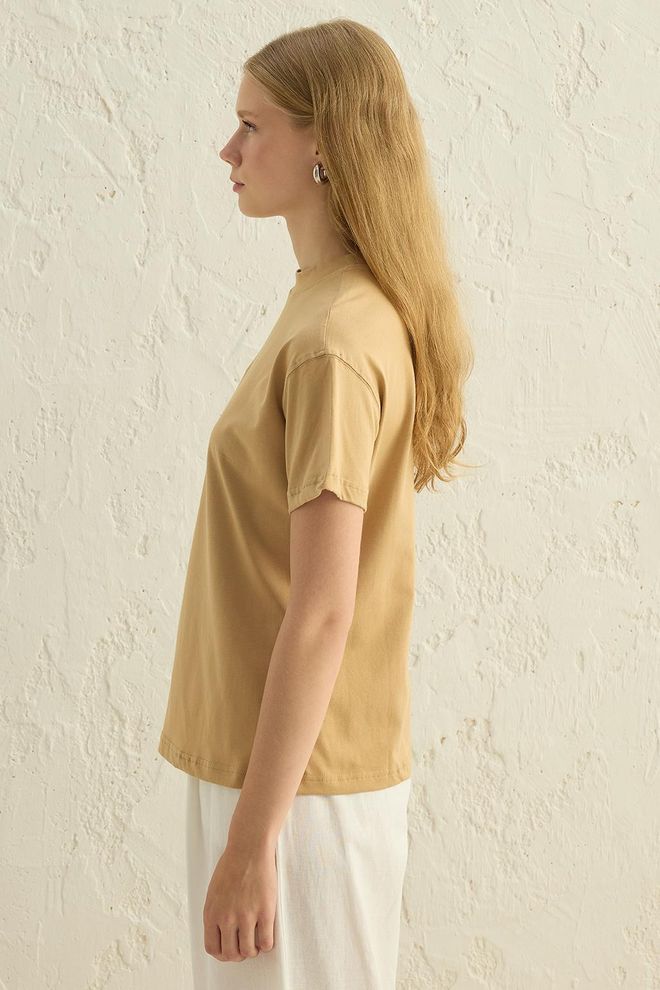 Kadriye Baştürk Short Sleeve Basic T Shirt Camel Wholesale Clothing Cotton