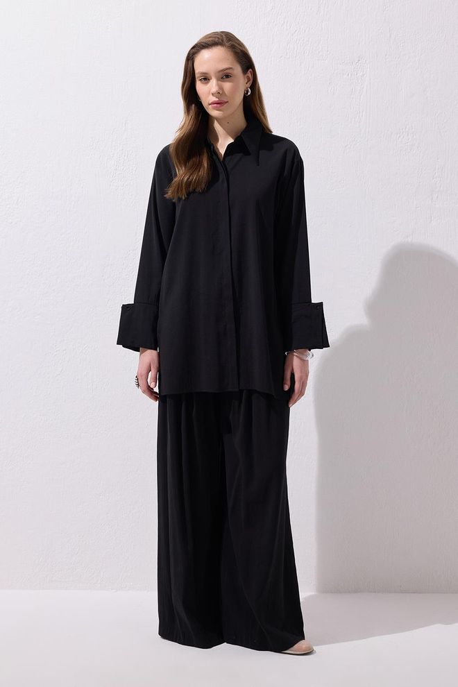 Kadriye Baştürk Chemise Basique En Modal Noire Vêtements en gros Décontracté