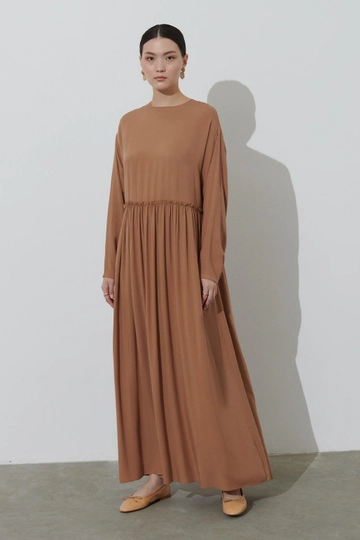 A wholesale clothing model wears  Vera Cotton Dress Brown
, Turkish wholesale Dress of Kadriye Baştürk