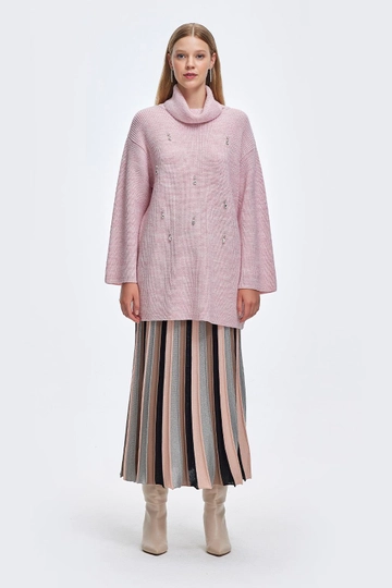 A wholesale clothing model wears  Glitter Pleated Knitted Skirt - Powder
, Turkish wholesale Skirt of Kadriye Baştürk
