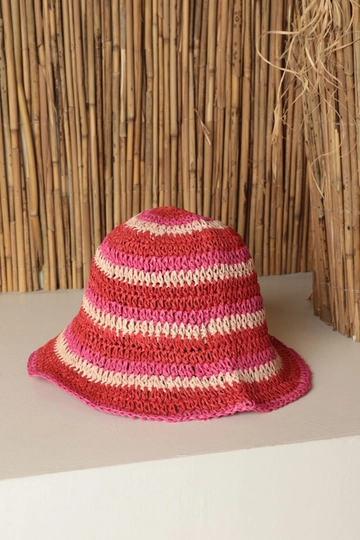 A wholesale clothing model wears  Striped Women's Straw Hat - Red
, Turkish wholesale Hat of Kaktus Moda