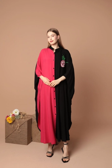 A wholesale clothing model wears  Viscose Fabric Applique Embroidered Women's Dress - Fuchsia
, Turkish wholesale Dress of Kaktus Moda