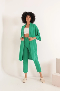 Veleprodajni model oblačil nosi KAM10837 - Muslin Fabric Oversize Women's Kimono - Green, turška veleprodaja Kimono od Kaktus Moda