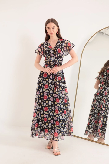 A wholesale clothing model wears  Chiffon Fabric Mixed Fruit Pattern Aller Women's Dress - Black
, Turkish wholesale Dress of Kaktus Moda
