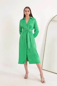 عارض ملابس بالجملة يرتدي KAM10992 - Satin Fabric Button Detail Wide Cuff Midi Women's Dress - Green، تركي بالجملة فستان من Kaktus Moda