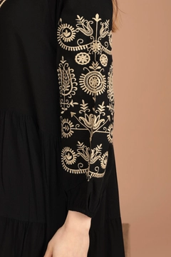 A wholesale clothing model wears kam12659-viscose-fabric-embroidered-women's-dress-black, Turkish wholesale Dress of Kaktus Moda