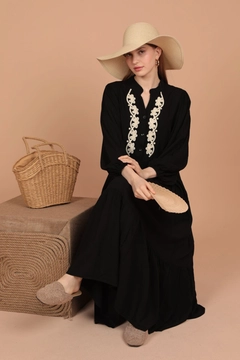 A wholesale clothing model wears kam12915-viscose-fabric-front-robe-embroidered-women's-dress-black, Turkish wholesale Dress of Kaktus Moda