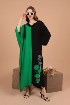 A wholesale clothing model wears kam13029-viscose-fabric-embroidered-women's-dress-green, Turkish wholesale Dress of Kaktus Moda