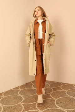Veleprodajni model oblačil nosi 26508 - Raincoat - Beige, turška veleprodaja Dežni plašč od Kaktus Moda