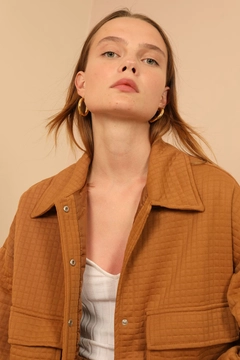 A wholesale clothing model wears 22451 - Jacket - Tan, Turkish wholesale Jacket of Kaktus Moda
