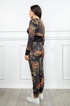 Una modelo de ropa al por mayor lleva 22502 - Triple Tracksuit - Green, Chándal turco al por mayor de Kaktus Moda