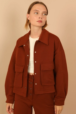 A model wears 23848 - Jacket - Brown, wholesale undefined of Kaktus Moda to display at Lonca