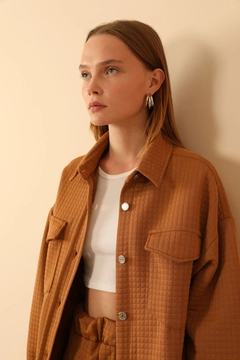 A wholesale clothing model wears 23850 - Jacket - Tan, Turkish wholesale Jacket of Kaktus Moda