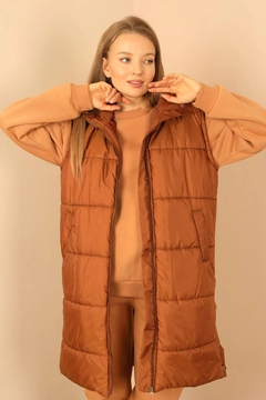 Un mannequin de vêtements en gros porte 30960 - Vest - Brown, Veste en gros de Kaktus Moda en provenance de Turquie