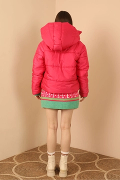 Veleprodajni model oblačil nosi 33797 - Coat - Fuchsia, turška veleprodaja Plašč od Kaktus Moda
