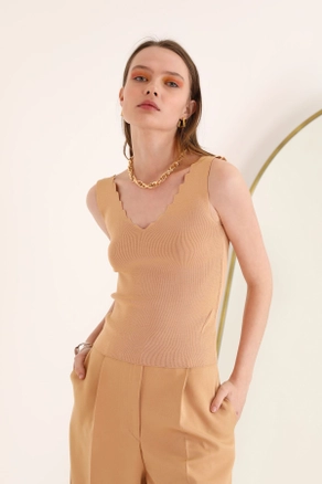 A model wears KAM10267 - Blouse - Biscuit Color, wholesale Blouse of Kaktus Moda to display at Lonca