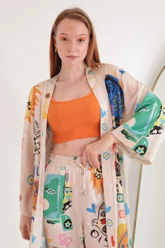 A wholesale clothing model wears KAM10303 - Kimono - Beige, Turkish wholesale Kimono of Kaktus Moda