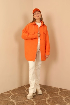 Un model de îmbrăcăminte angro poartă KAM10477 - Shirt - Orange, turcesc angro Cămaşă de Kaktus Moda