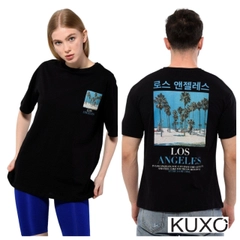A wholesale clothing model wears 44218 - KUXO Unisex Black Back And Front Printed T-Shirt, Turkish wholesale Tshirt of Kuxo
