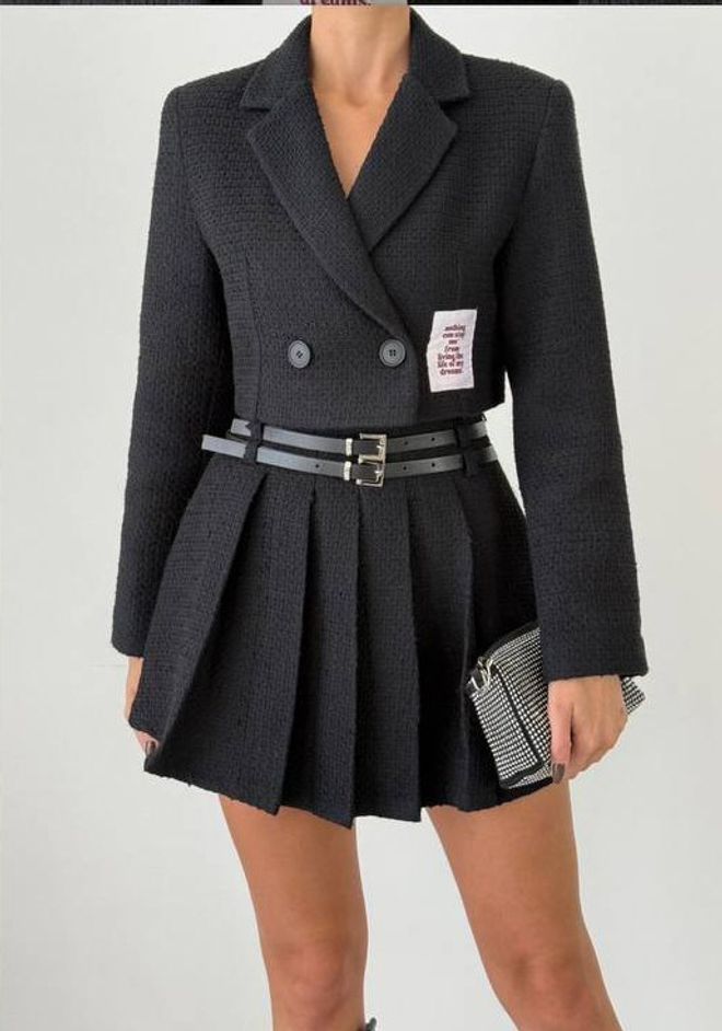Ilia Giacca Crop Blazer Nera Abbigliamento all'ingrosso Casuale