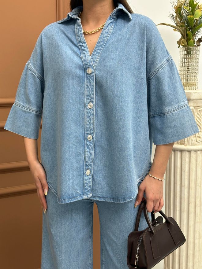 LACARINO Camicia Di Jeans Blu Chiaro Con Dettaglio Sul Retro A Mezza Manica Abbigliamento all'ingrosso Casuale