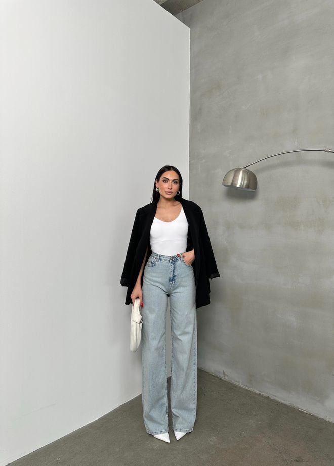 LACARINO Ženske Hlačne Kavbojke Z Visokim Pasom Svetlo Modre Barve Oblačila na debelo Rojstni dan