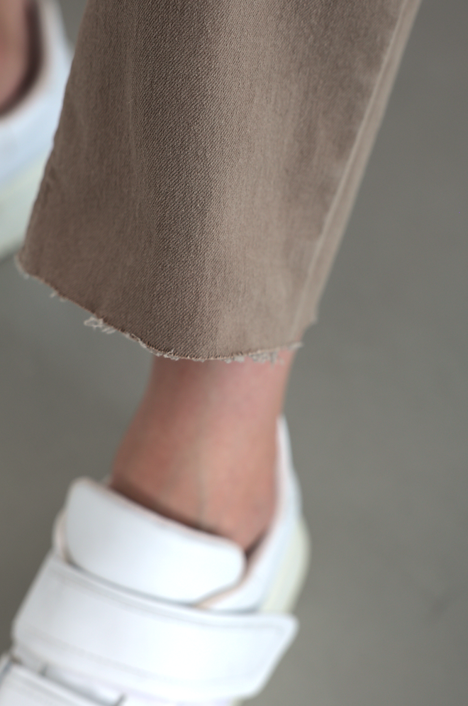 LACARINO Beige Jeans High Waist Mom Straight Leg Cropped Wholesale Clothing Lounge