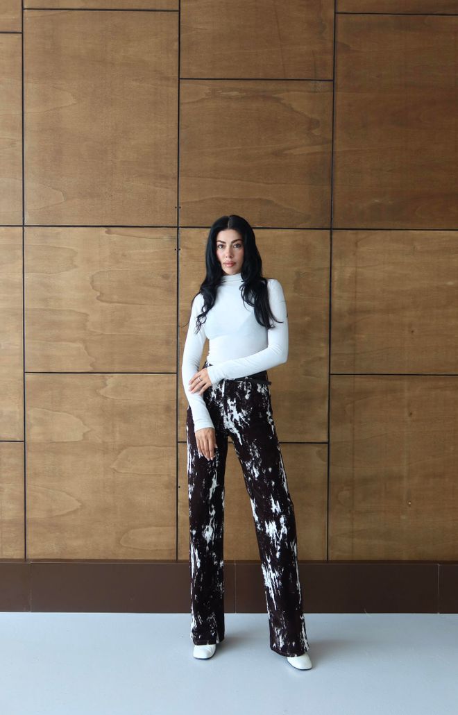 LACARINO Czarne Jeansy Mama Wysoki Stan Szeroka Nogawka Codzienne Hurtowa sprzedaż odzieży Wiosna