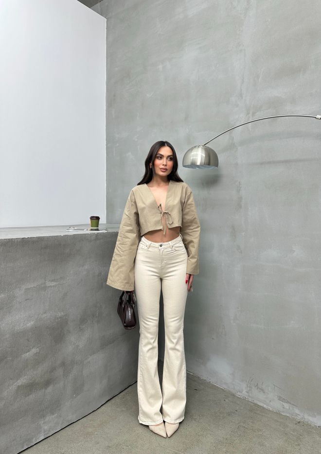 LACARINO Béžové Elegantné Neformálne Rifle S Rozšírenou Nohavicou Veľkoobchod s oblečením Jar