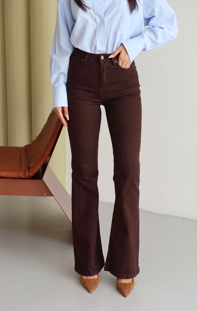 LACARINO Hnedé Elegantné Neformálne Rifle S Vysokým Pásom Bootcut Veľkoobchod s oblečením Neformálny