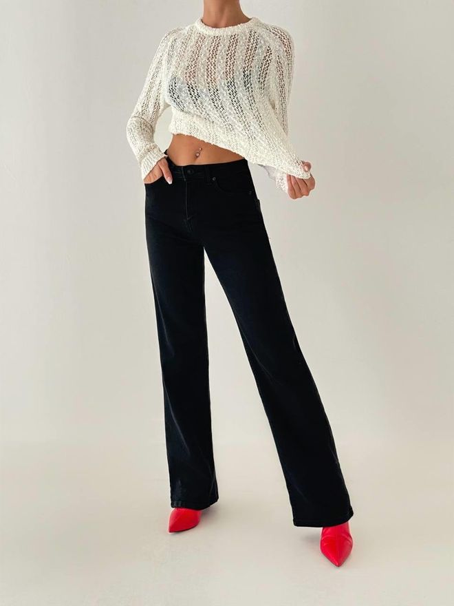 LACARINO Црне Мом Фармерке Са Високим Струком Широким Ногама И Закопчавањем На Дугмад Велепродаја одеће Лоунге