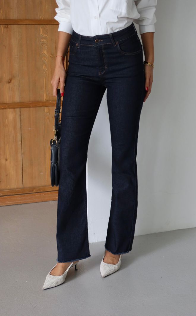 LACARINO Сини Дънки С Разкроени Крака И Копчета Дрехи на едро Небрежен