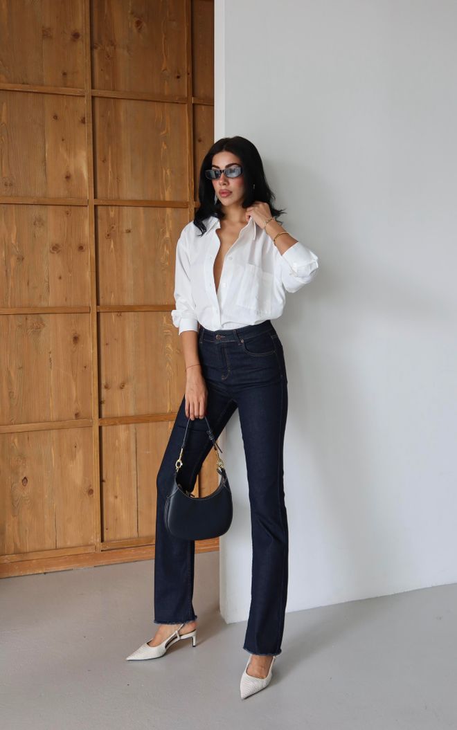 LACARINO Blue Jeans With Flare Leg And Buttoned Closure Wholesale Clothing Vintage